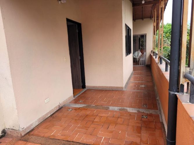 Casa de 5 alcobas en venta en La Castellana, Medellín, 362 m² · foto 16 de 24