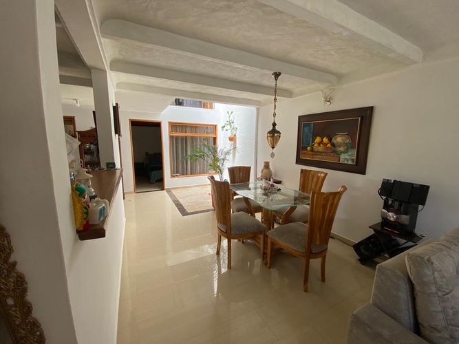 Casa de 3 alcobas en venta en El Porvenir, Rionegro, 140 m² · foto 2 de 14
