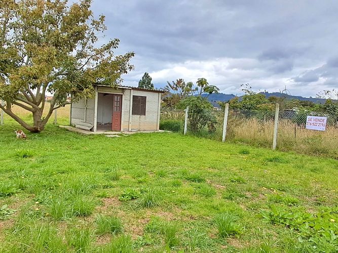 Lote en venta en Cr Hacienda Fontanar Cipres, Chía, 188 m² · foto 2 de 5