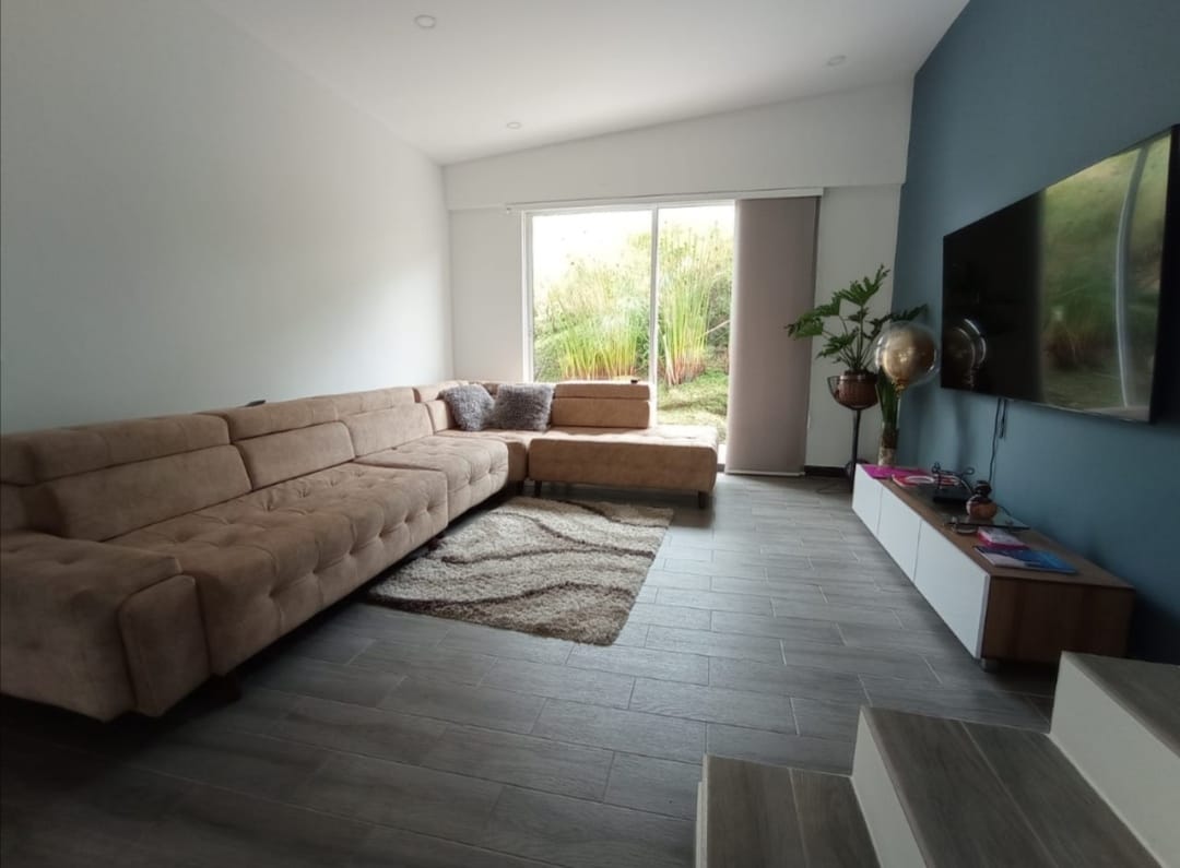 Casa en venta en Condina, Pereira · foto 3 de 13