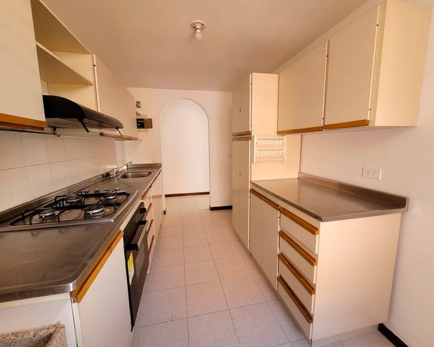 Apartamento de 3 alcobas en venta en El Poblado, Medellín, 97 m² · foto 2 de 19