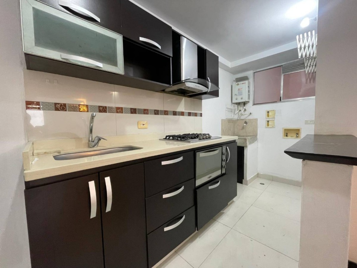 Apartamento en arriendo en Ciudad Del Río, Medellín · foto 2 de 7