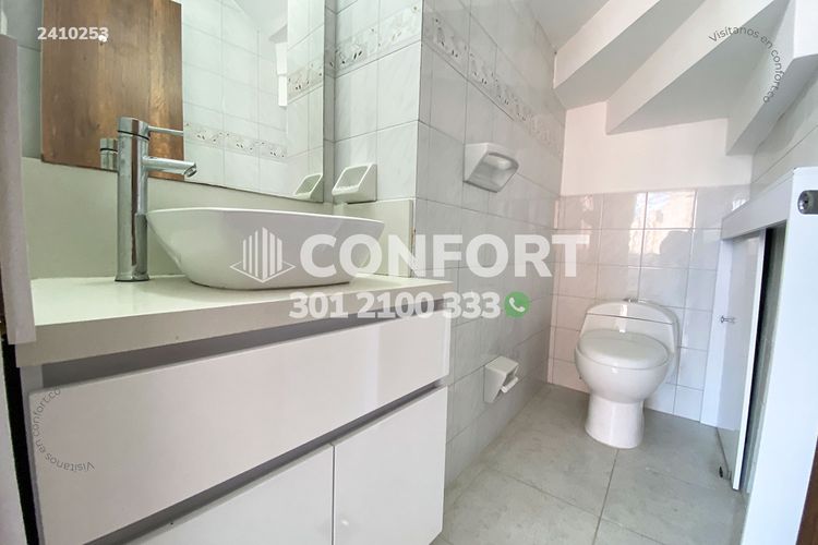 Apartamento de 3 alcobas en arriendo en Laureles, Medellín, 185 m² · foto 5 de 24