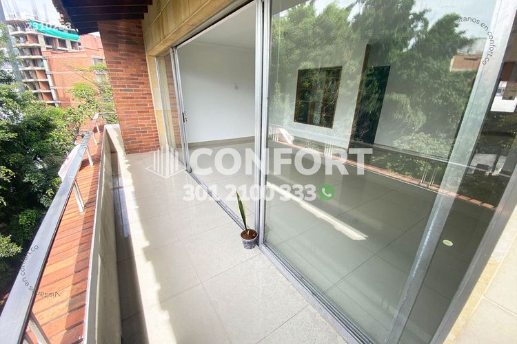 Apartamento de 5 alcobas en arriendo en Lorena, Medellín, 220 m² · foto 4 de 24
