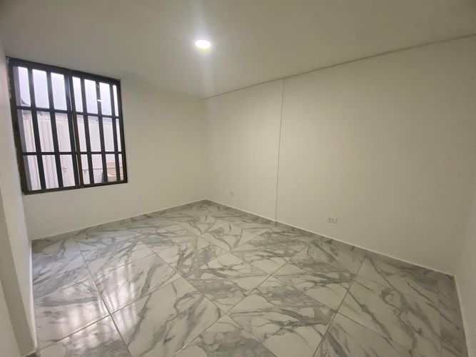 Casa de 5 alcobas en venta en Avenida Sur, Pereira, 168 m² · foto 5 de 15