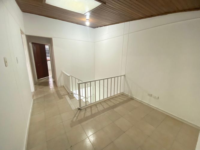 Casa de 5 alcobas en venta en Avenida Sur, Pereira, 168 m² · foto 8 de 15