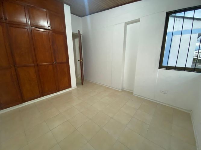 Casa de 5 alcobas en venta en Avenida Sur, Pereira, 168 m² · foto 9 de 15
