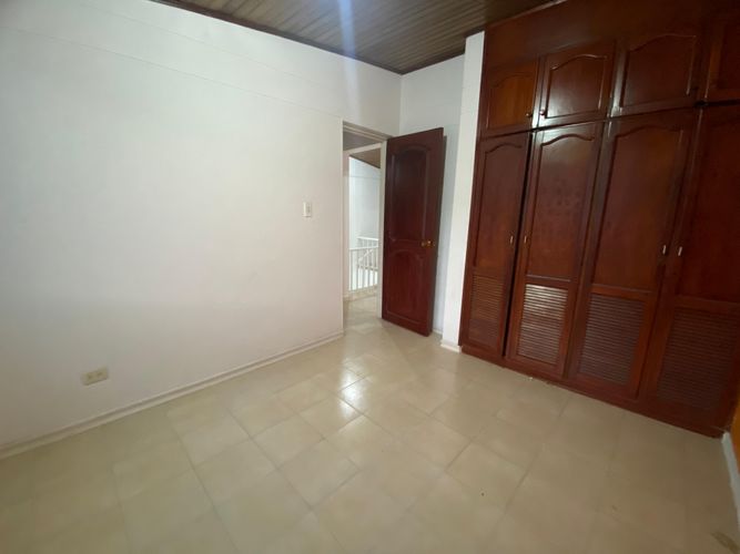 Casa de 5 alcobas en venta en Avenida Sur, Pereira, 168 m² · foto 10 de 15