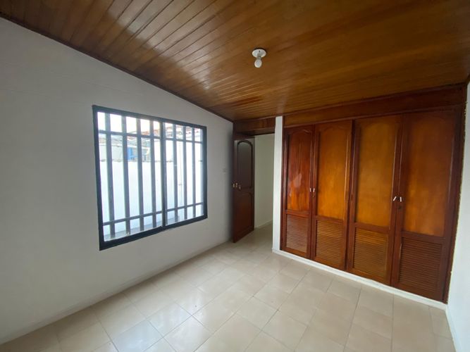 Casa de 5 alcobas en venta en Avenida Sur, Pereira, 168 m² · foto 13 de 15