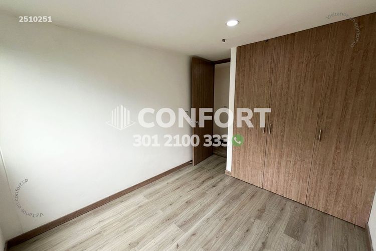 Apartamento de 3 alcobas en arriendo en Los Balsos, Medellín, 77 m² · foto 9 de 18