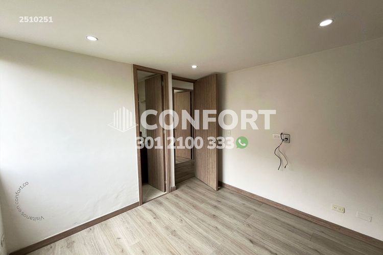 Apartamento de 3 alcobas en arriendo en Los Balsos, Medellín, 77 m² · foto 11 de 18