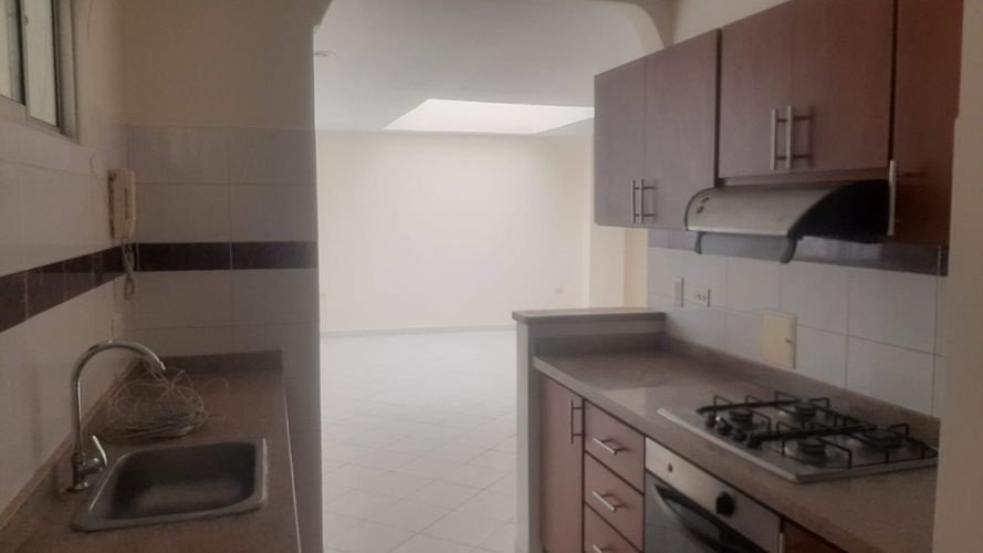 Apartamento de 3 alcobas en venta en Nuevo Sotomayor, Bucaramanga, 160 m² · foto 18 de 24