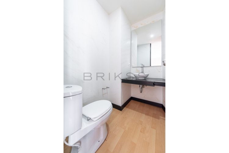 Apartaestudio en venta en Quinta Camacho, Bogotá, 80 m² · foto 3 de 8