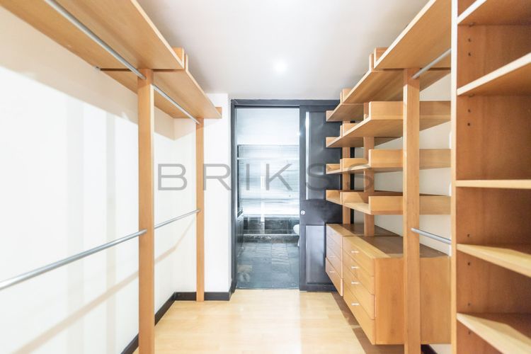 Apartaestudio en venta en Quinta Camacho, Bogotá, 80 m² · foto 7 de 8