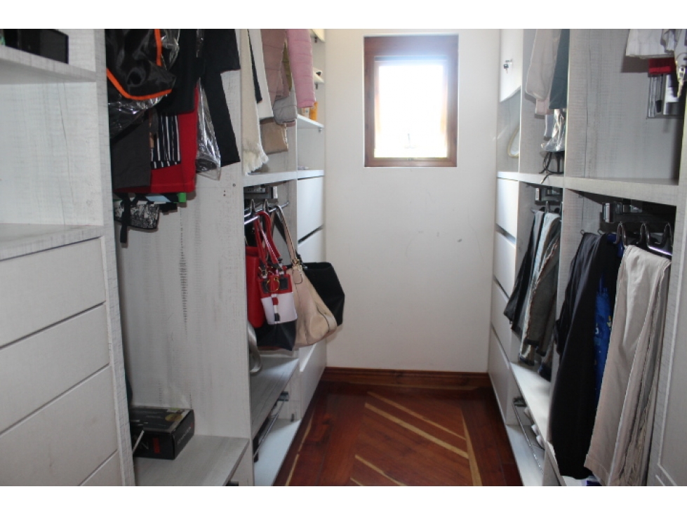 Casa en venta en Cerros De Suba, Bogotá · foto 12 de 24
