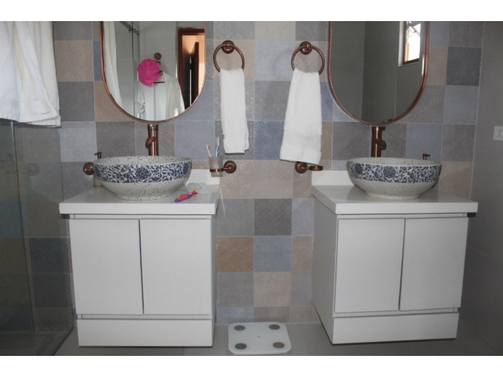Casa en venta en Cerros De Suba, Bogotá · foto 13 de 24