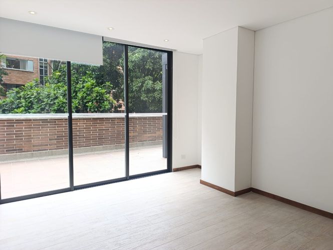Apartamento de 3 alcobas en arriendo en El Poblado, Medellín, 280 m² · foto 6 de 18