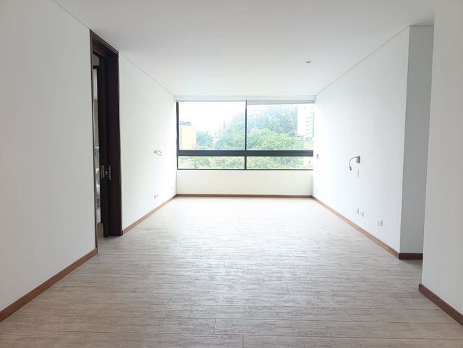 Apartamento de 3 alcobas en arriendo en El Poblado, Medellín, 280 m² · foto 12 de 18