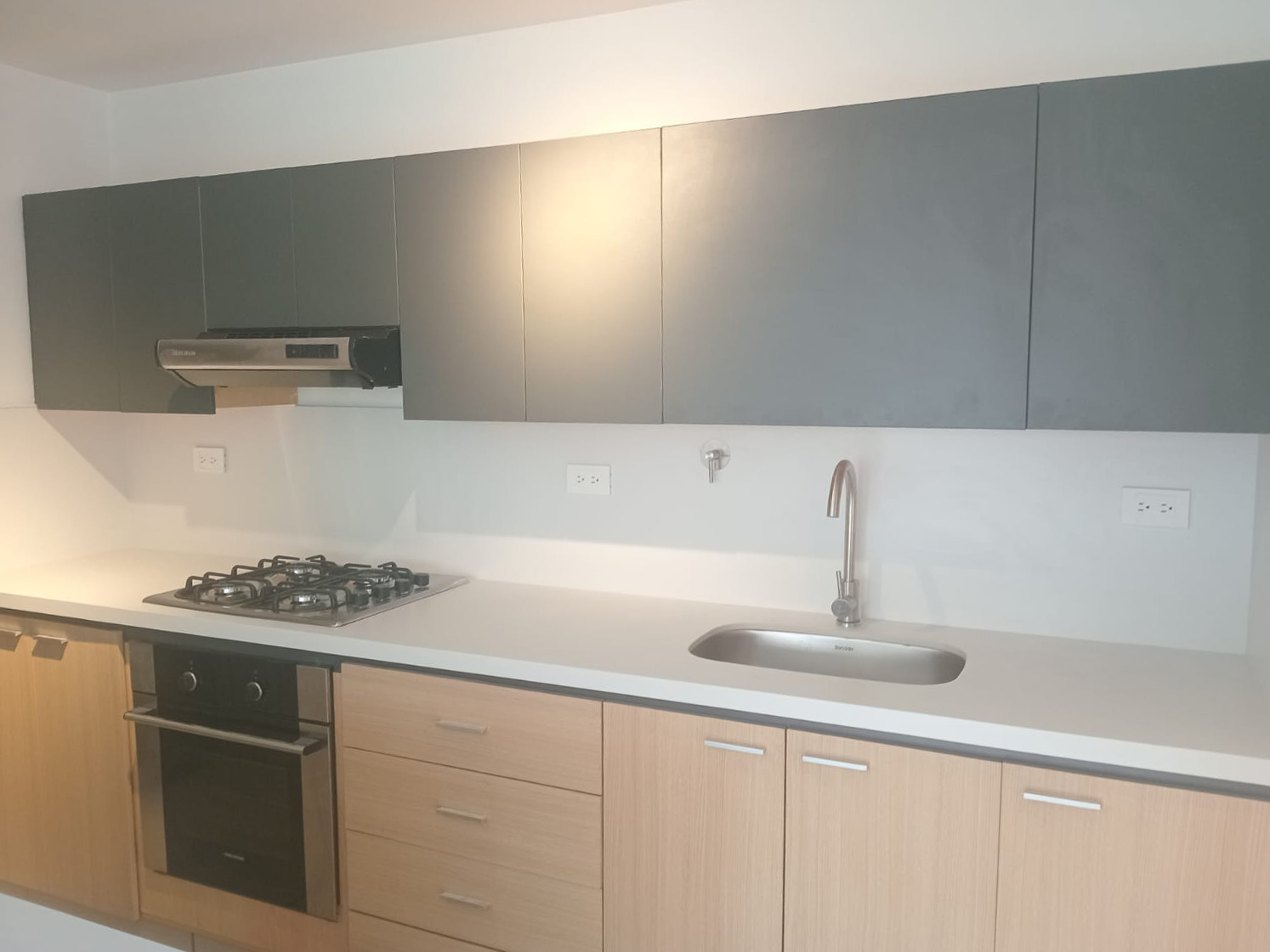 Apartamento en arriendo en El Poblado, Medellín · foto 4 de 18