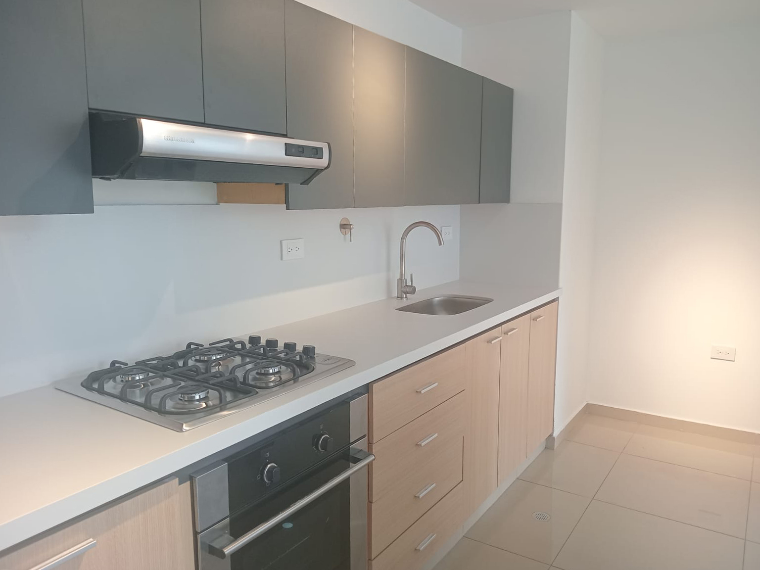 Apartamento en arriendo en El Poblado, Medellín · foto 6 de 18