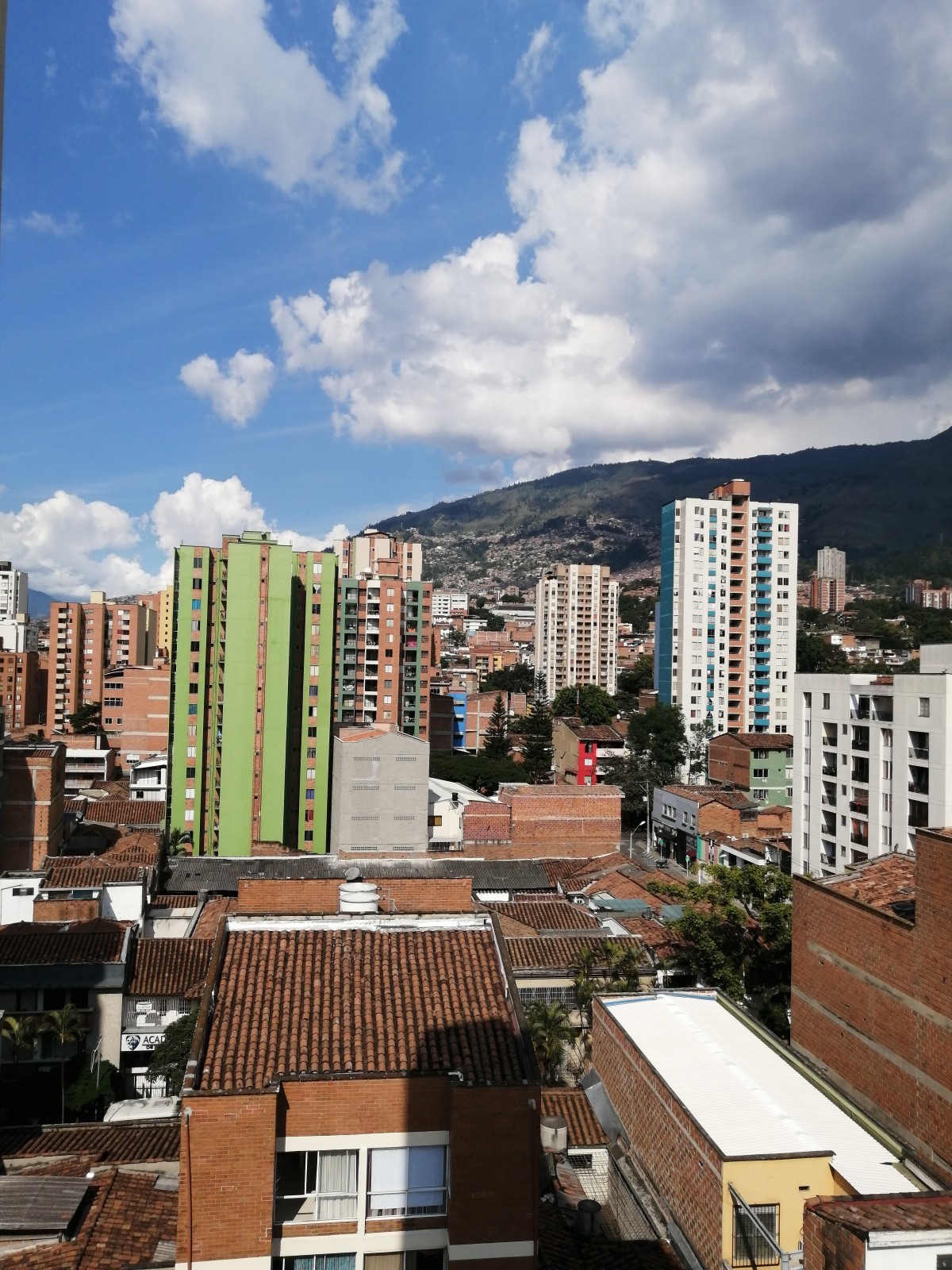 Apartaestudio for sale in La candelaria, Medellín