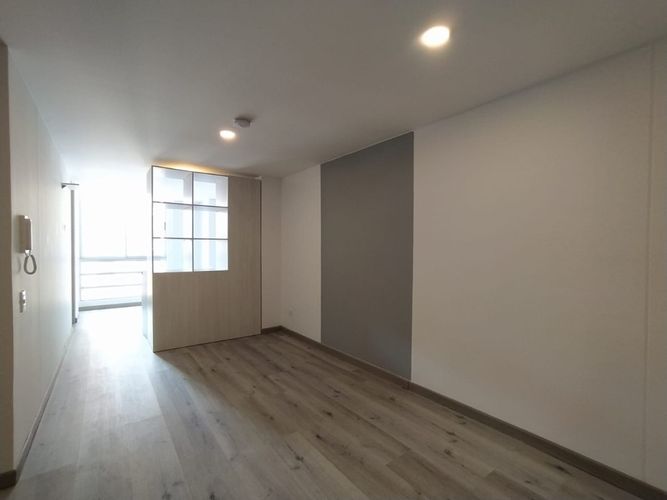 Apartaestudio en venta en Las Aguas, Bogotá, 28 m² · foto 2 de 24