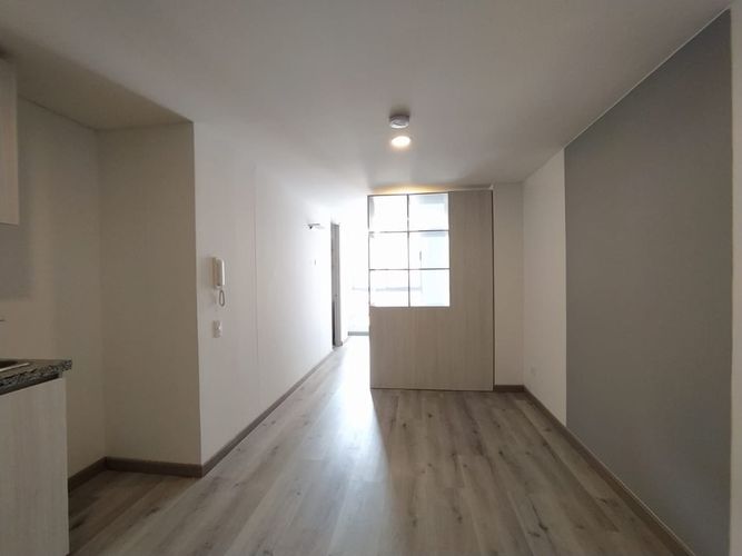 Apartaestudio en venta en Las Aguas, Bogotá, 28 m² · foto 3 de 24