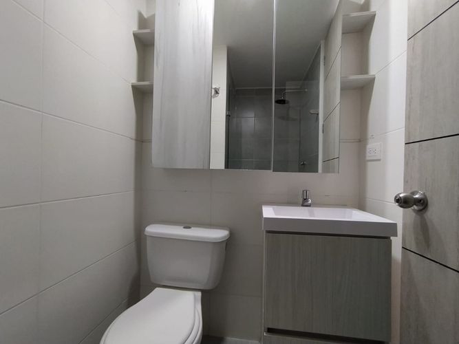 Apartaestudio en venta en Las Aguas, Bogotá, 28 m² · foto 13 de 24