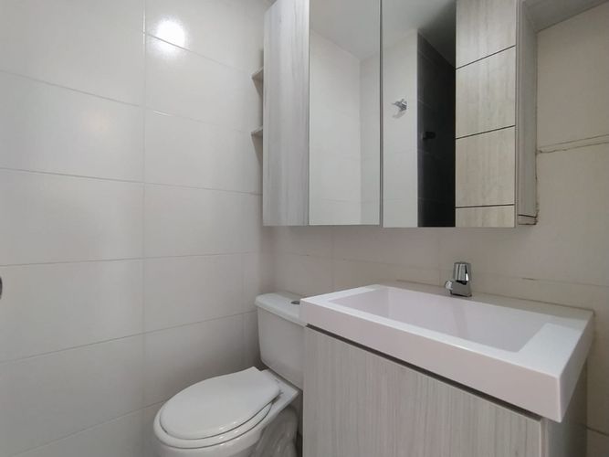 Apartaestudio en venta en Las Aguas, Bogotá, 28 m² · foto 14 de 24