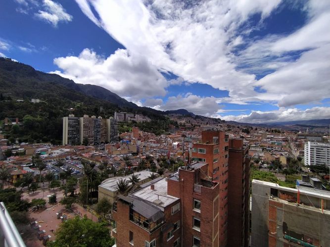 Apartaestudio en venta en Las Aguas, Bogotá, 28 m² · foto 23 de 24