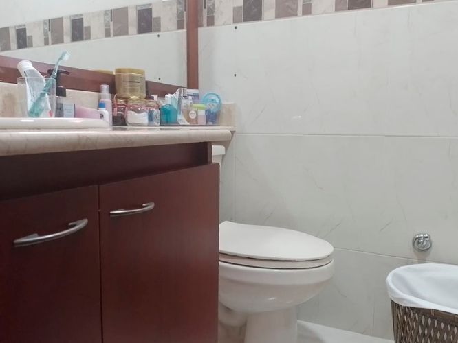 Apartamento de 3 alcobas en arriendo en El Tesoro, Medellín, 220 m² · foto 13 de 17