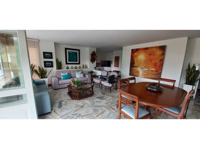 Apartamento de 3 alcobas en venta en Arboledas, Cali, 160 m² · foto 2 de 24