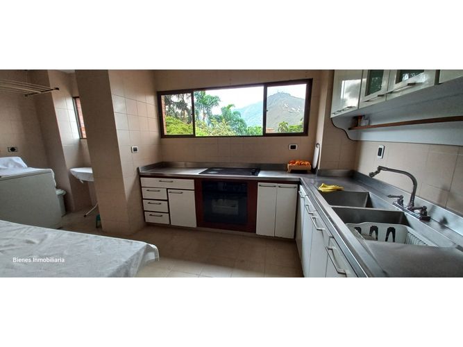 Apartamento de 3 alcobas en venta en Arboledas, Cali, 160 m² · foto 4 de 24
