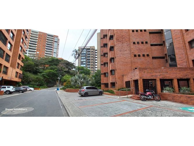 Apartamento de 3 alcobas en venta en Arboledas, Cali, 160 m² · foto 17 de 24