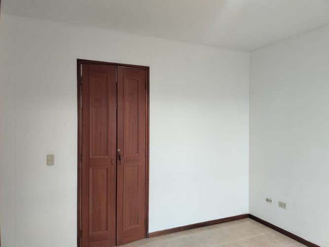Apartamento de 3 alcobas en arriendo en El Poblado, Medellín, 82 m² · foto 9 de 16