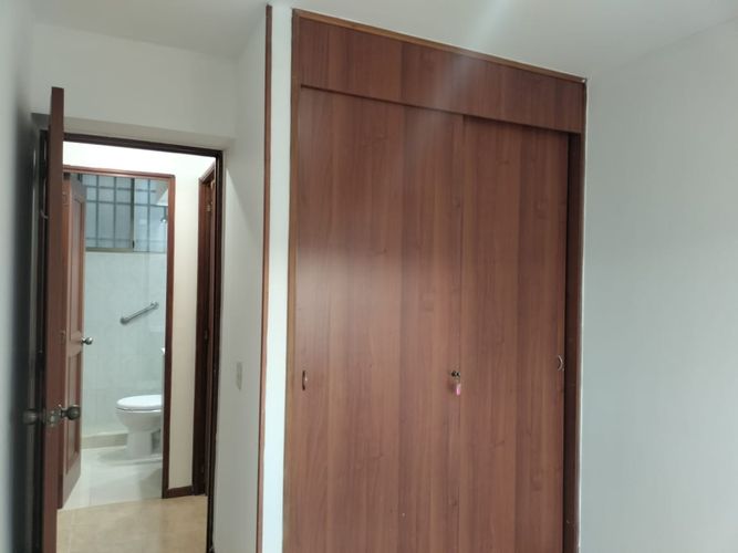 Apartamento de 3 alcobas en arriendo en El Poblado, Medellín, 82 m² · foto 12 de 16