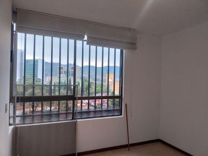 Apartamento de 3 alcobas en arriendo en El Poblado, Medellín, 82 m² · foto 4 de 16