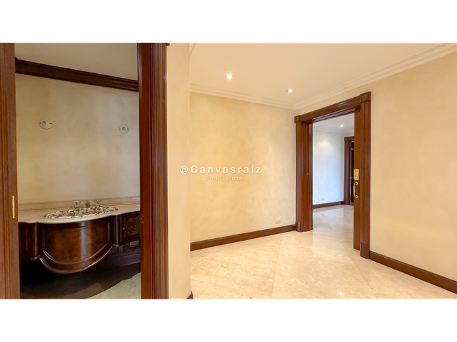 Apartamento de 5 alcobas en venta en El Poblado, Medellín, 425 m² · foto 8 de 17