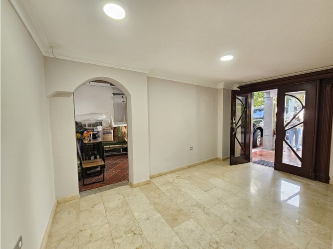 Casa de 3 alcobas en venta en Villa Campestre, Barranquilla, 300 m² · foto 3 de 24