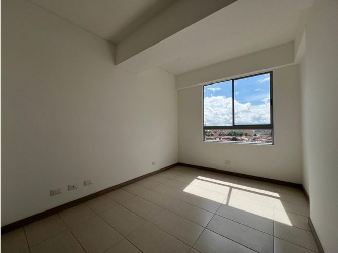 Apartamento de 2 alcobas en venta en El Porvenir, Rionegro, 60 m² · foto 3 de 7