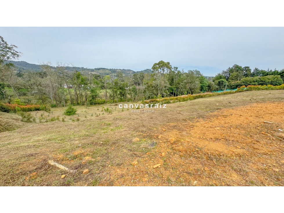 Land in Llano Grande (1800 m²) for Sale - 2
