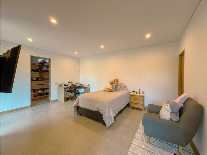Casa de 4 alcobas en venta en Pantanillo, El Retiro, 400 m² · foto 5 de 13