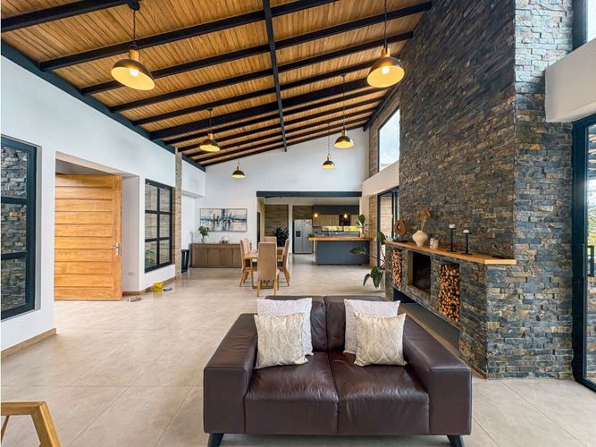 Casa de 4 alcobas en venta en Pantanillo, El Retiro, 400 m² · foto 7 de 13