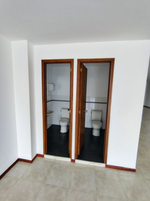 Edificio en venta en Los Libertadores, Cali, 1730 m² · foto 14 de 21