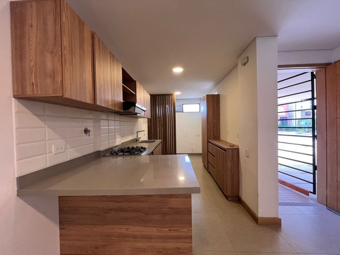 Casa de 4 alcobas en venta en San Antonio De Prado, Rionegro, 170 m² · foto 3 de 15