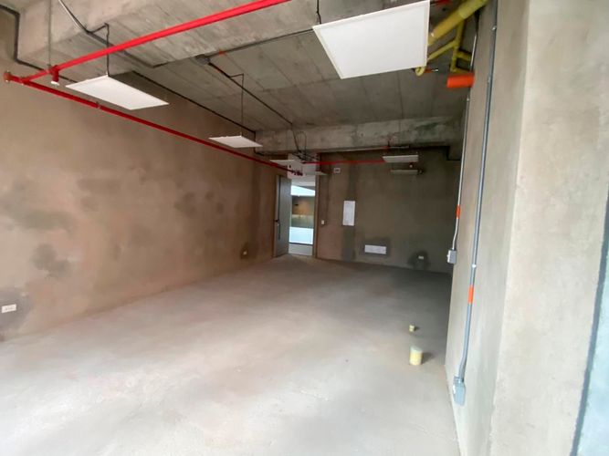 Oficina en arriendo en El Poblado, Medellín, 225 m² · foto 8 de 19