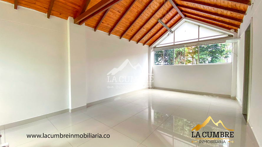 Casa de 3 alcobas en arriendo en El Tesoro, Medellín, 280 m² · foto 14 de 14
