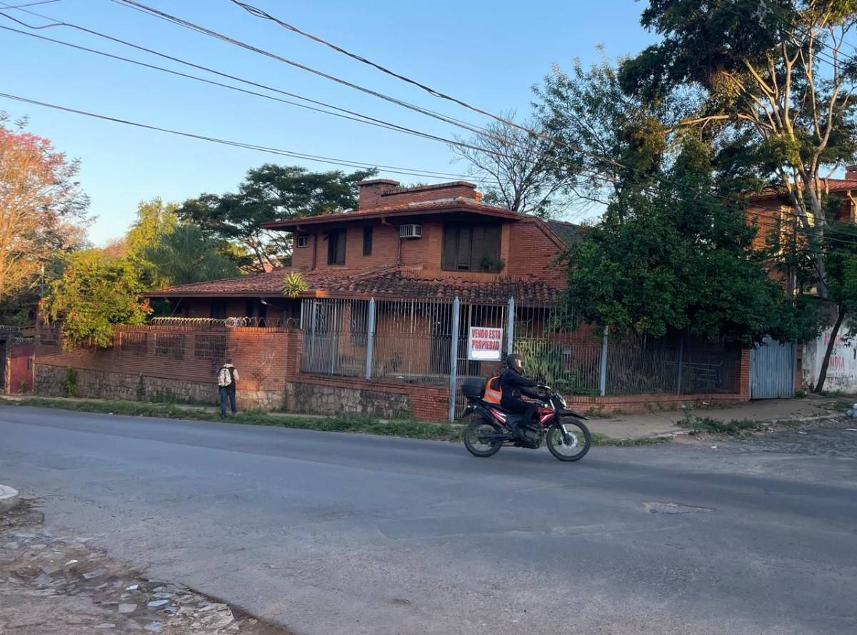 Terreno con casa a demoler en Venta — foto 2