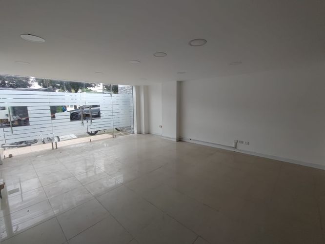 Edificio en arriendo en Cable, Manizales, 670 m² · foto 2 de 24
