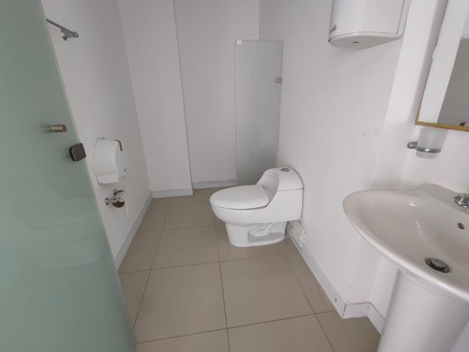 Edificio en arriendo en Cable, Manizales, 670 m² · foto 8 de 24